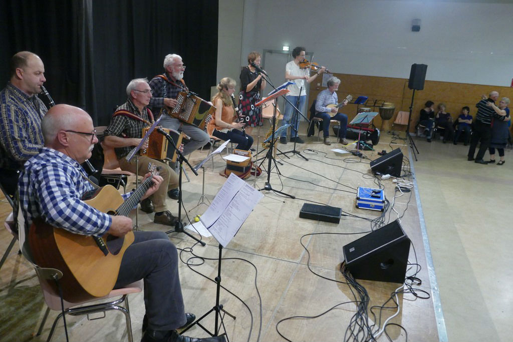 Groupe Folk musique traditionnelle TIOV